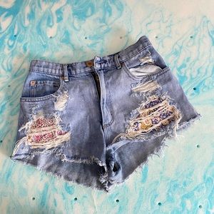 High waisted Shorts